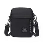 Men's bag, available in single shoulder or cross-body design, suitable for daily use during school. Made of nylon material.